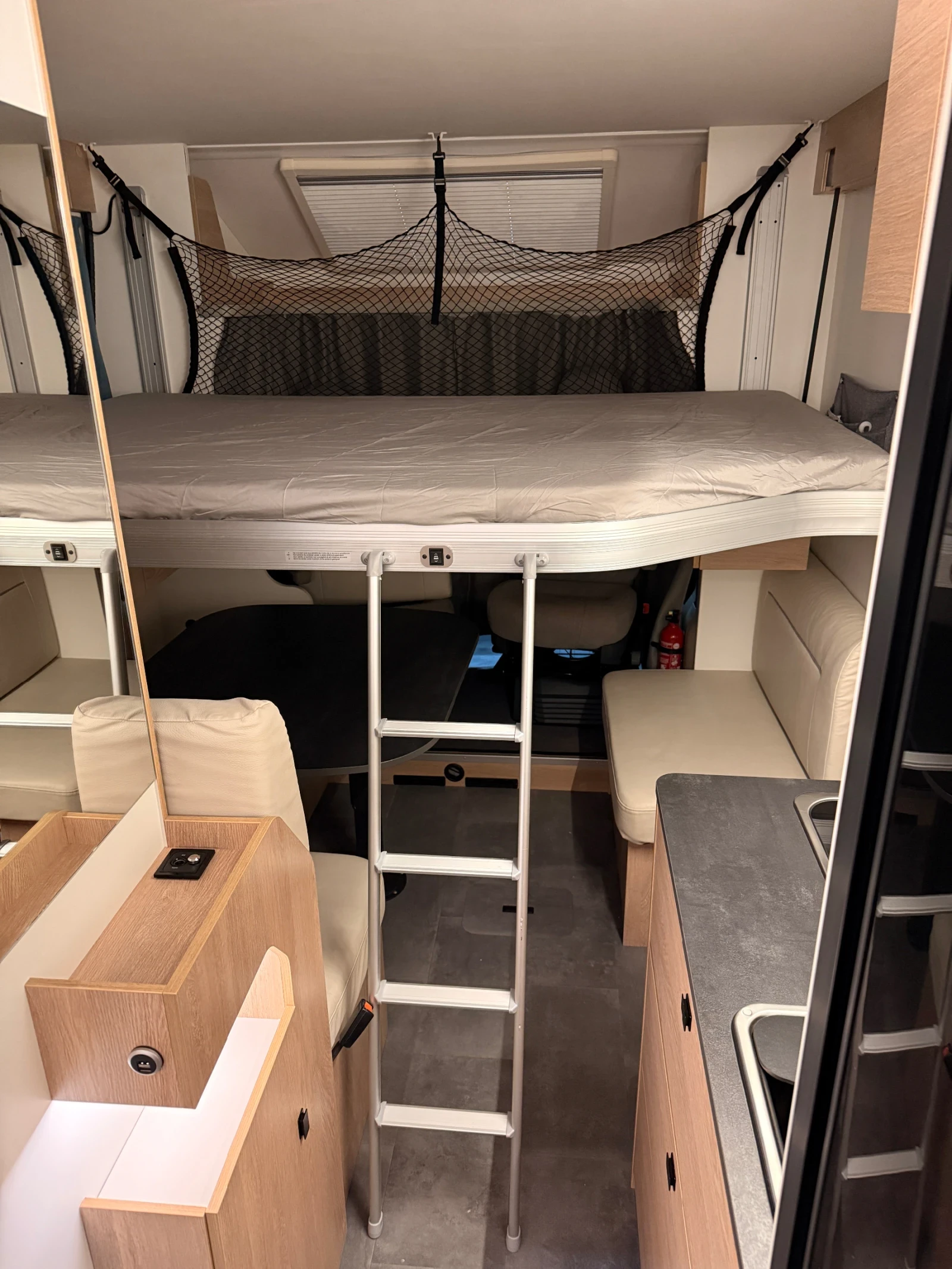 Кемпер Citroen JOA CAMP 75, климатик Sinclair, Солар, Инвертор 12/220v - изображение 2