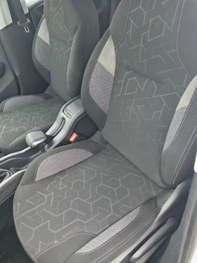Peugeot 2008 euro 6, снимка 11
