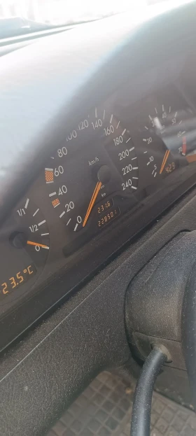 Обява за продажба на Mercedes-Benz C 200 Газ ~2 000 лв. - изображение 6
