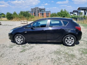 Обява за продажба на Opel Astra J ~10 200 лв. - изображение 2