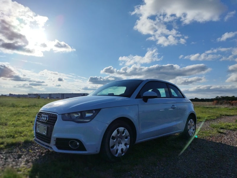 Audi A1, снимка 1 - Автомобили и джипове - 46989221