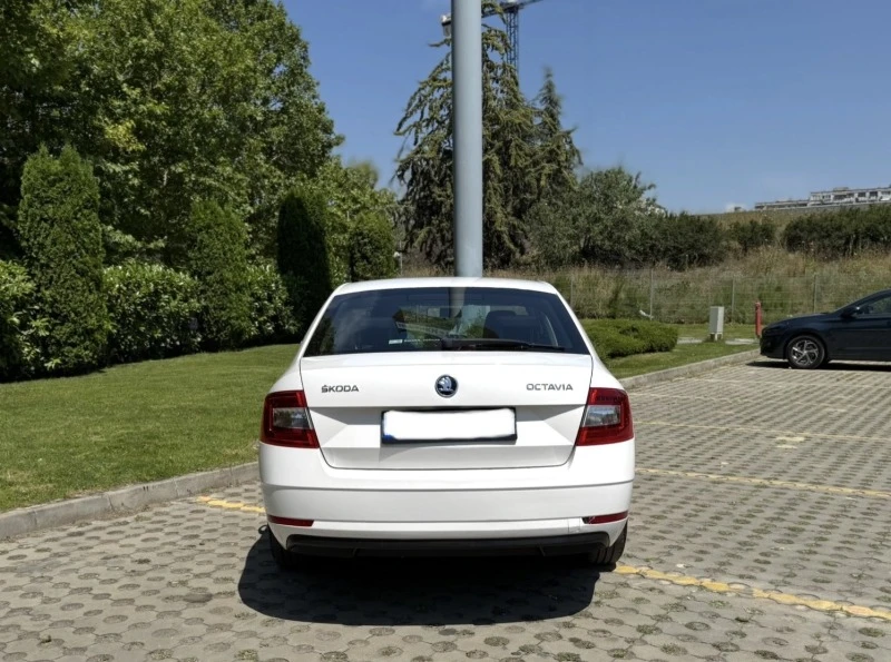 Skoda Octavia Euro6, снимка 5 - Автомобили и джипове - 46837192