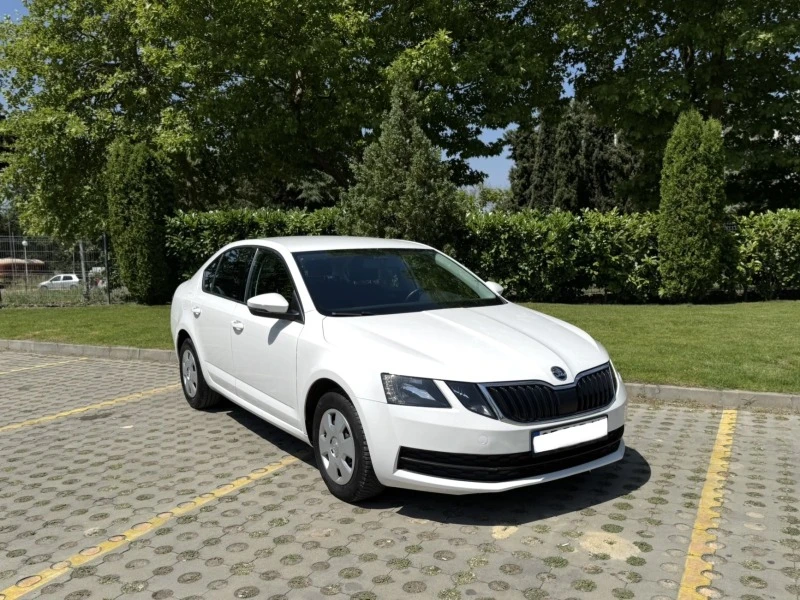 Skoda Octavia Euro6, снимка 1 - Автомобили и джипове - 46837192