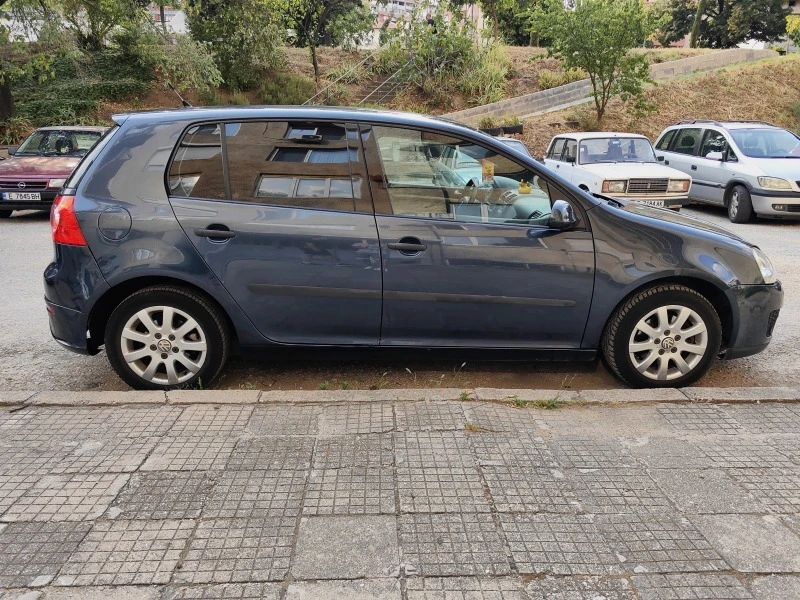 VW Golf V 1.9 TDI, снимка 7 - Автомобили и джипове - 46653376