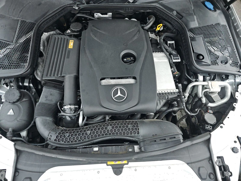 Mercedes-Benz C 300, снимка 7 - Автомобили и джипове - 48288312