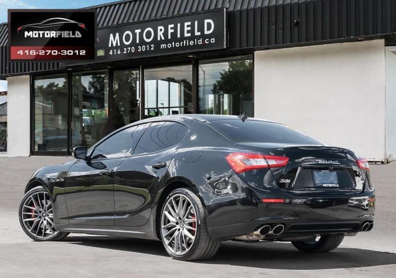 Maserati Ghibli  AWD * 21&#34; Titano Wheels, CarPlay, Carbon PKG*, снимка 4 - Автомобили и джипове - 48757241