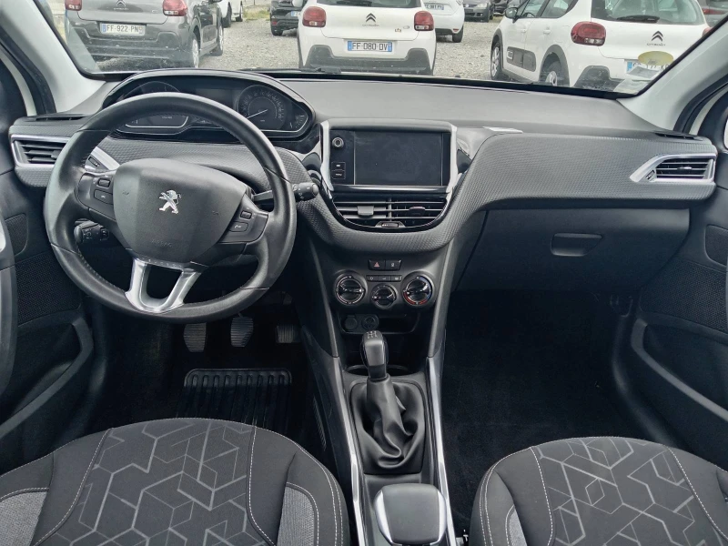 Peugeot 2008 euro 6, снимка 5 - Автомобили и джипове - 49695524