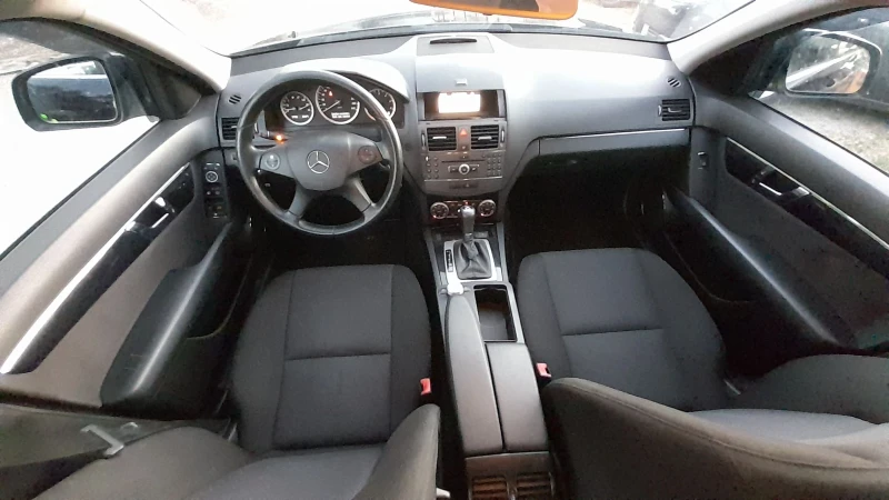 Mercedes-Benz C 200 2.2cdi Automatic Klima , снимка 9 - Автомобили и джипове - 51529700