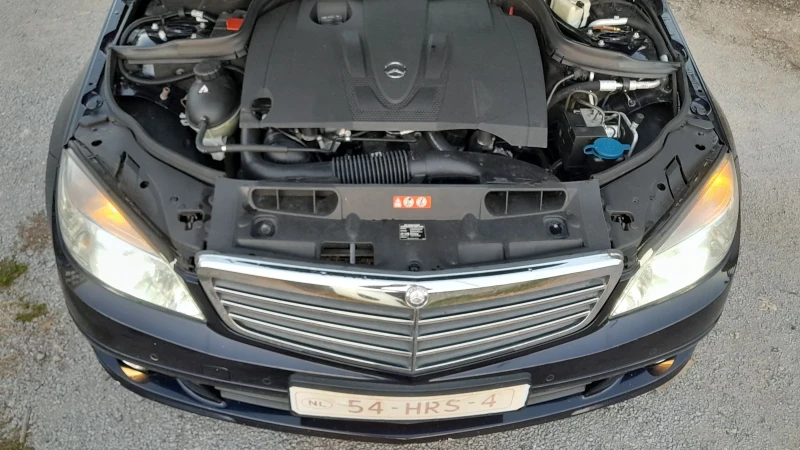 Mercedes-Benz C 200 2.2cdi Automatic Klima , снимка 17 - Автомобили и джипове - 51529700