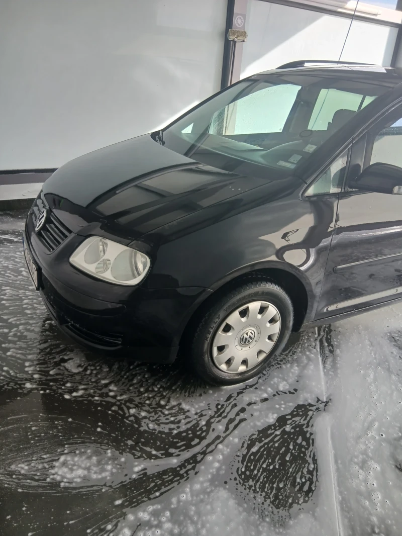 VW Touran, снимка 8 - Автомобили и джипове - 52507360