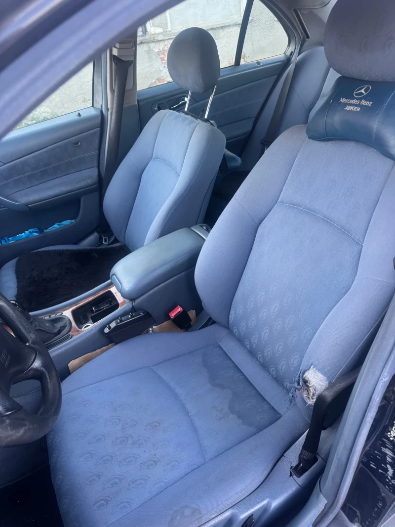 Mercedes-Benz C 200, снимка 7 - Автомобили и джипове - 52523198