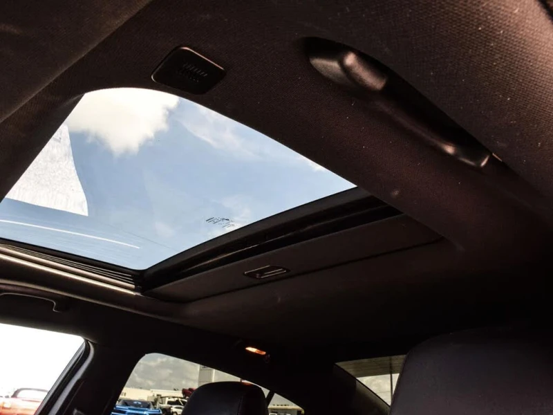 Dodge Charger R/T* RWD* АвтоКредит* (ЦЕНА ДО БГ), снимка 9 - Автомобили и джипове - 52619495