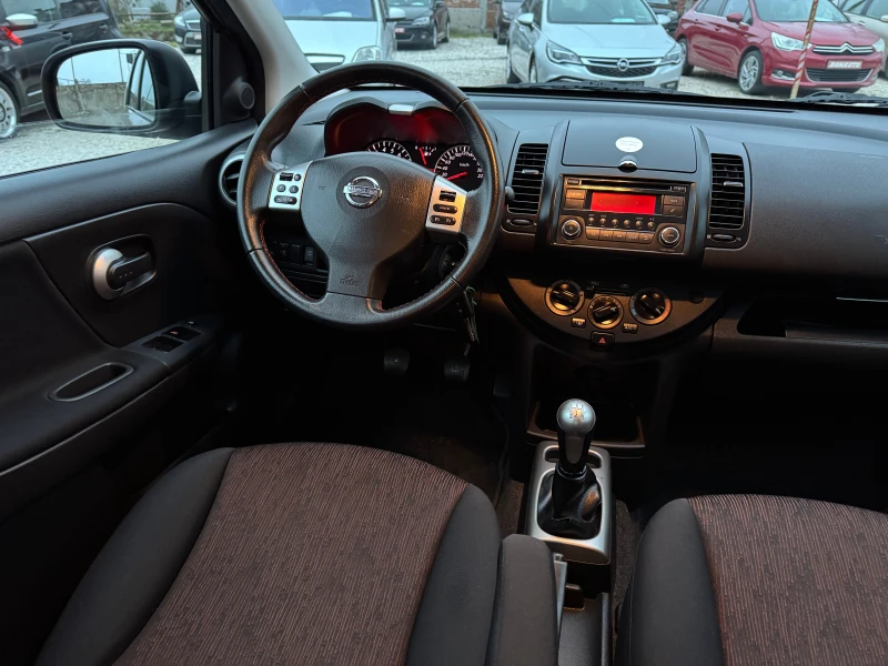 Nissan Note 109000км, снимка 11 - Автомобили и джипове - 52886083