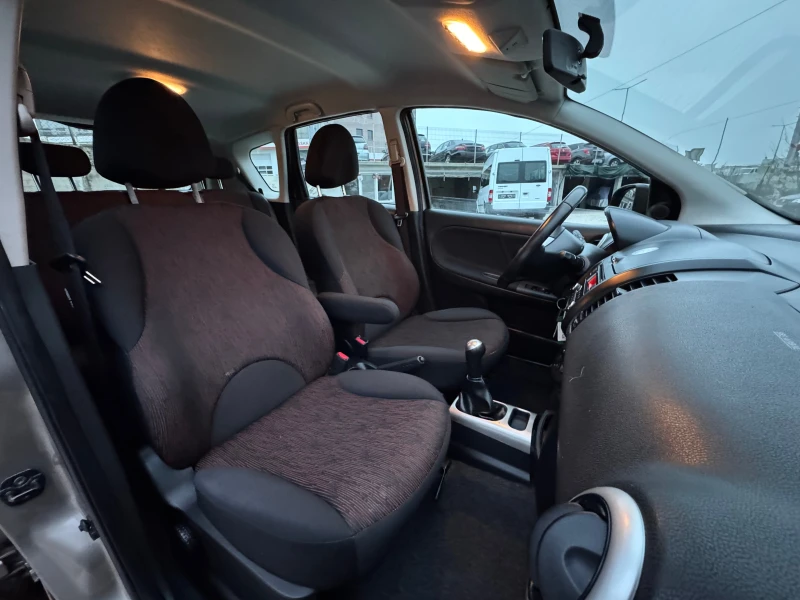 Nissan Note 109000км, снимка 12 - Автомобили и джипове - 52886083