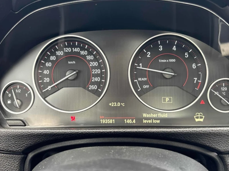 BMW 330 * 330i xDrive * CARFAX * БЕЗ ПЪРВОНАЧАЛНА ВНОСКА, снимка 8 - Автомобили и джипове - 53176344