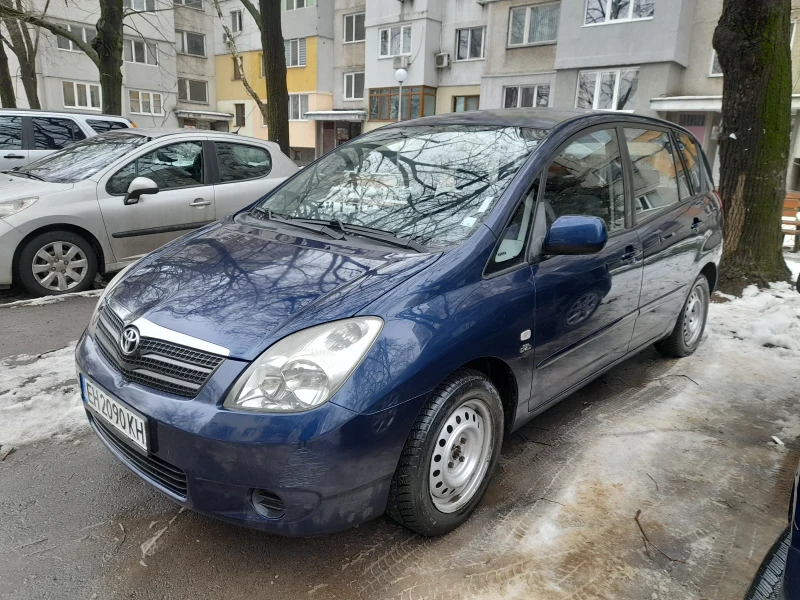 Toyota Corolla verso, снимка 6 - Автомобили и джипове - 53211046