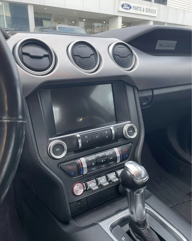 Ford Mustang НОВ ДВИГАТЕЛ * * ОБДУХВАНЕ * * CARFAX * * , снимка 7 - Автомобили и джипове - 53215176