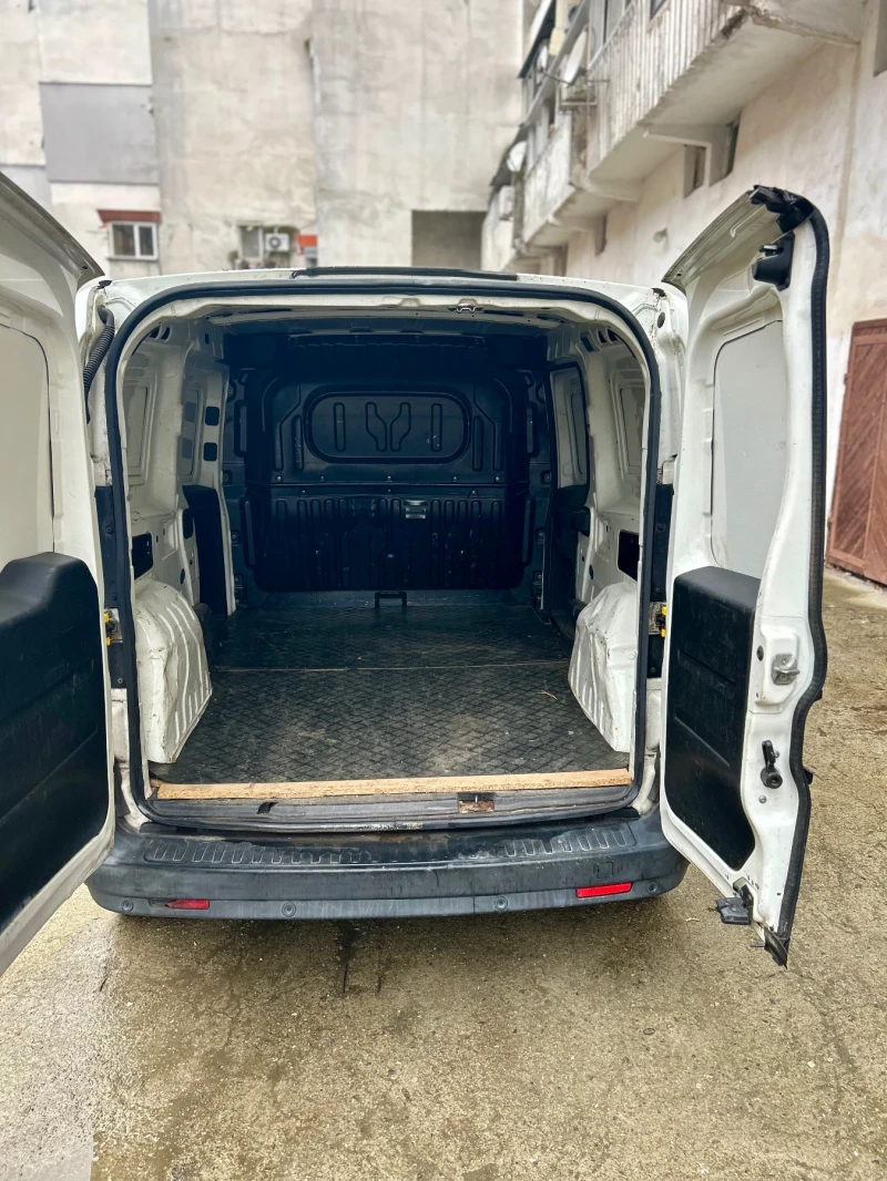 Fiat Doblo Maxi Multi Jet, снимка 6 - Автомобили и джипове - 53221592