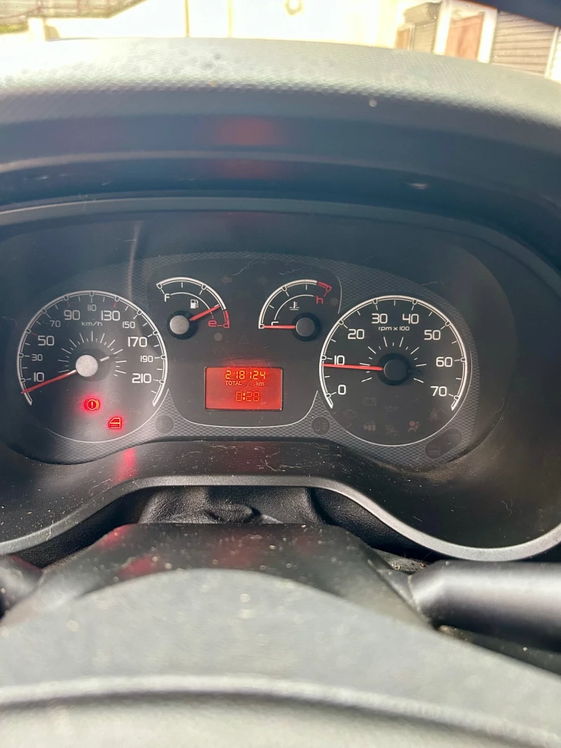 Fiat Doblo Maxi Multi Jet, снимка 12 - Автомобили и джипове - 53221592