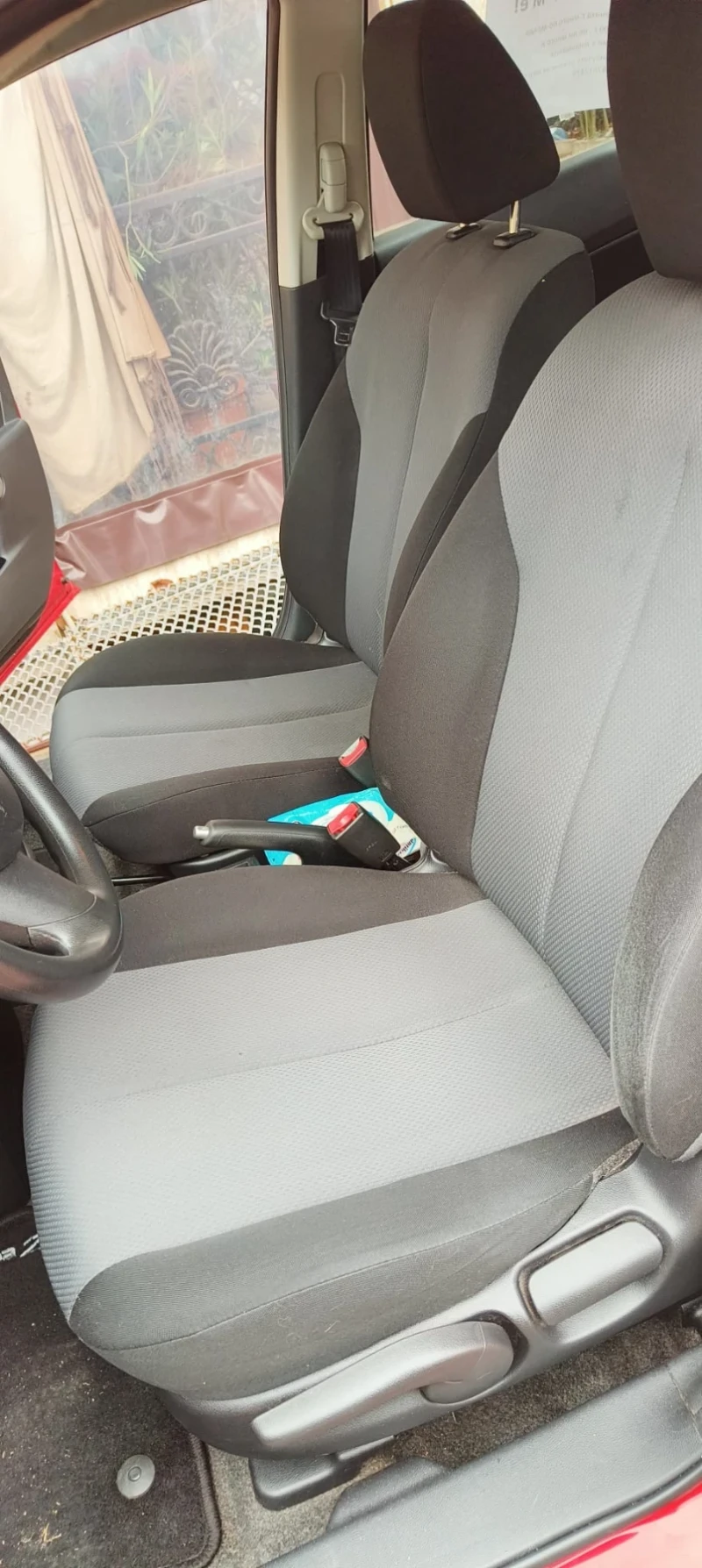 Mazda 2, снимка 10 - Автомобили и джипове - 53406079