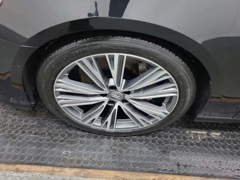 Audi A6 TECHNIK  CARFAX, снимка 17 - Автомобили и джипове - 53567089