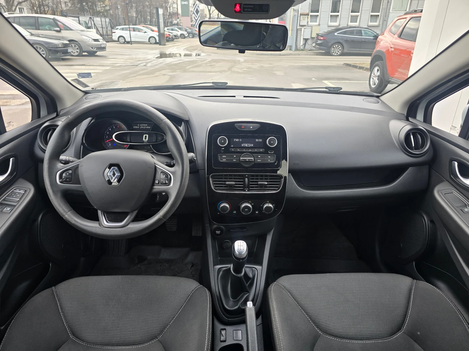 Renault Clio 0.9 Tce - изображение 8