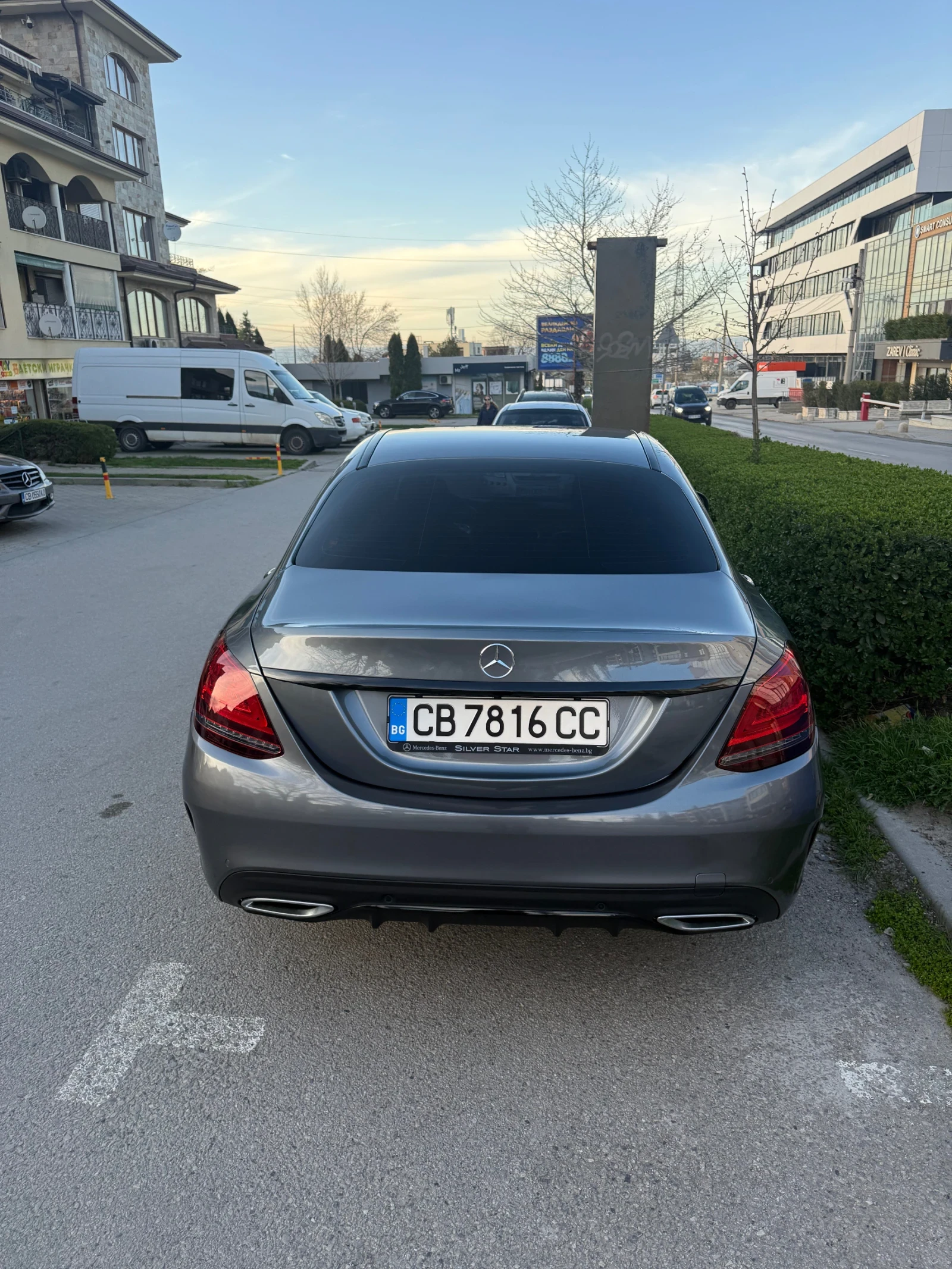 Mercedes-Benz C 300 4-Matic AMG - изображение 3