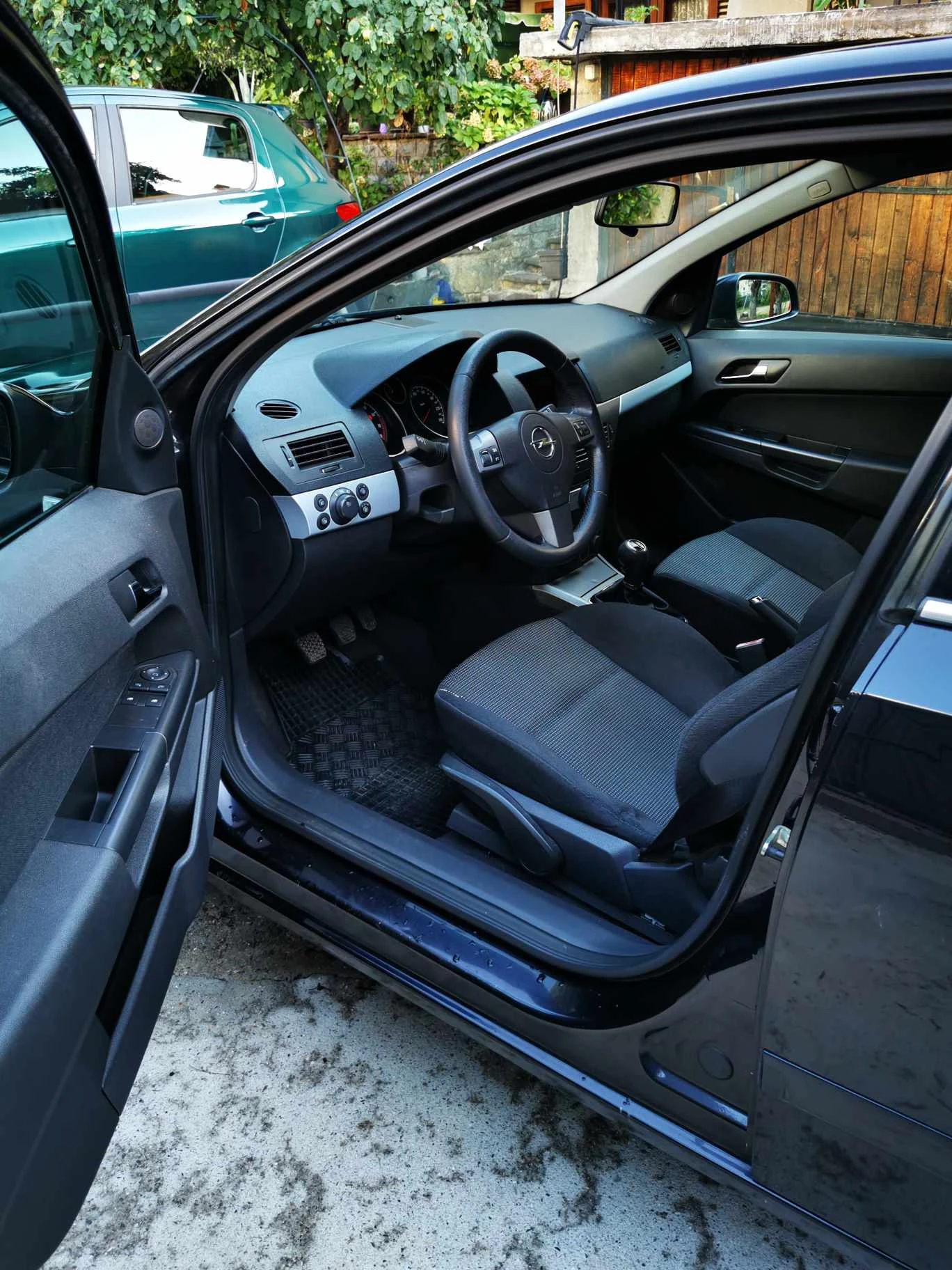 Opel Astra 1.6 Twinport - изображение 9