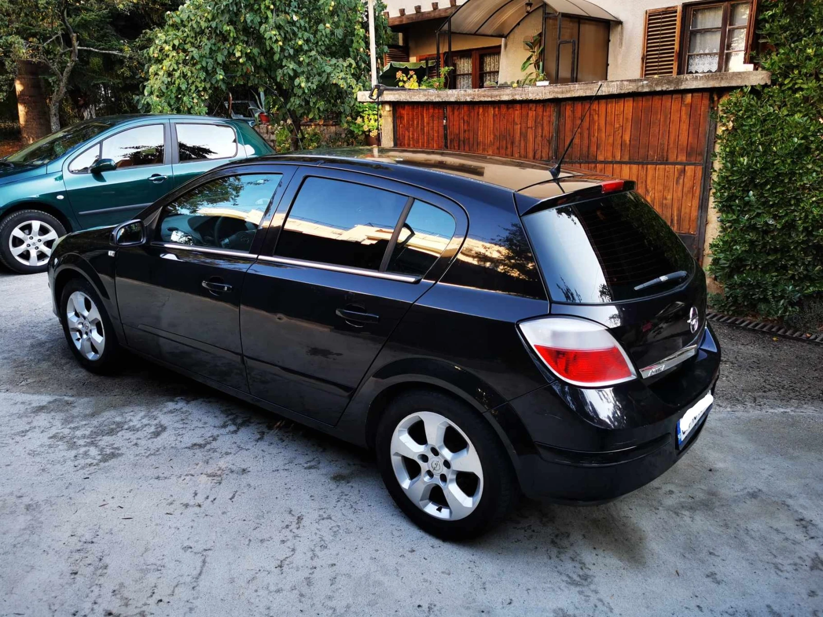 Opel Astra 1.6 Twinport - изображение 4