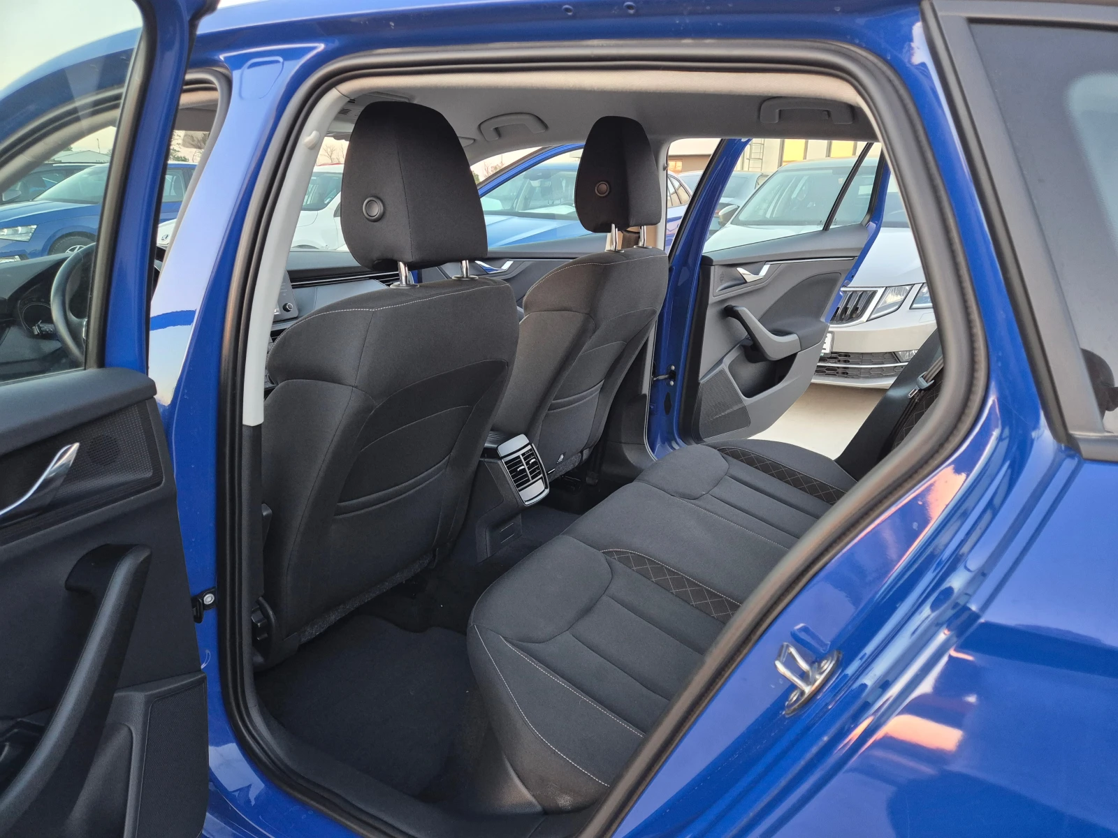 Skoda Scala -  1.6 TDI M/T | Mobile.bg   12