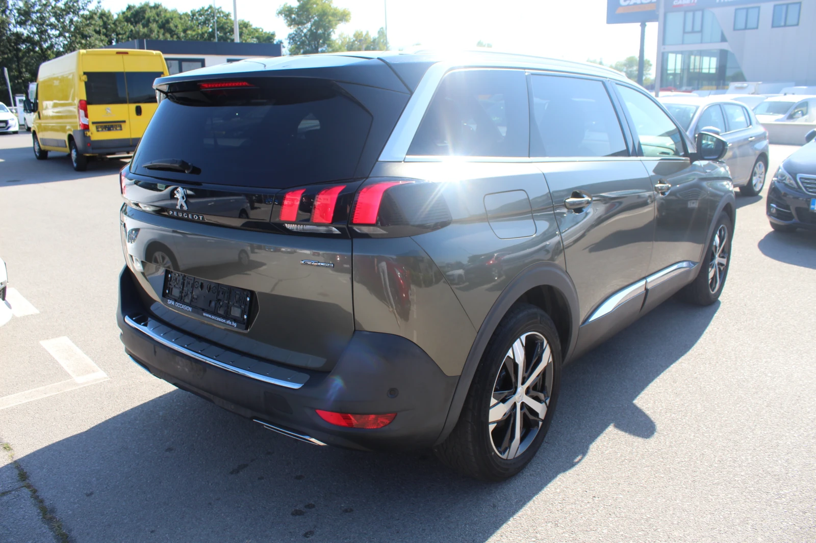 Peugeot 5008 GT LINE 1.5 BlueHDI 130 ЕАТ8 E6/1902R17 - изображение 3