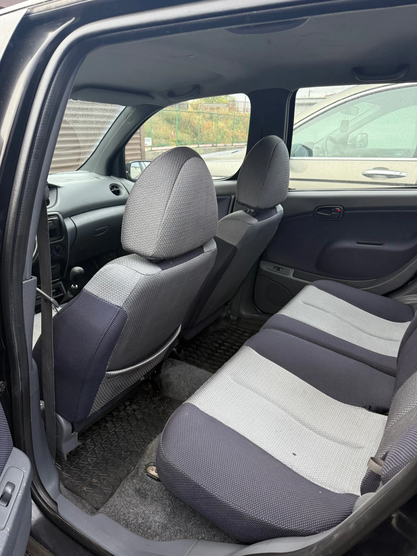 Daihatsu Yrv 1.3i на части | Mobile.bg — изображение 6