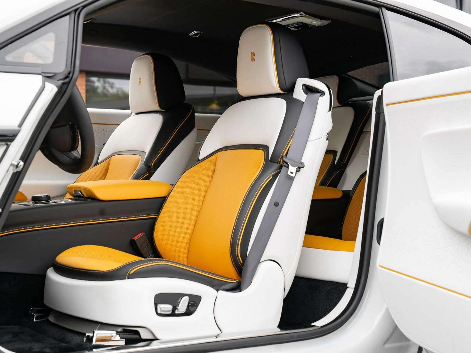 Rolls-Royce Spectre BLACK BADGE/BESPOKE/STARLIGHT/SHOOTING STAR/ | Mobile.bg � ����������� 11