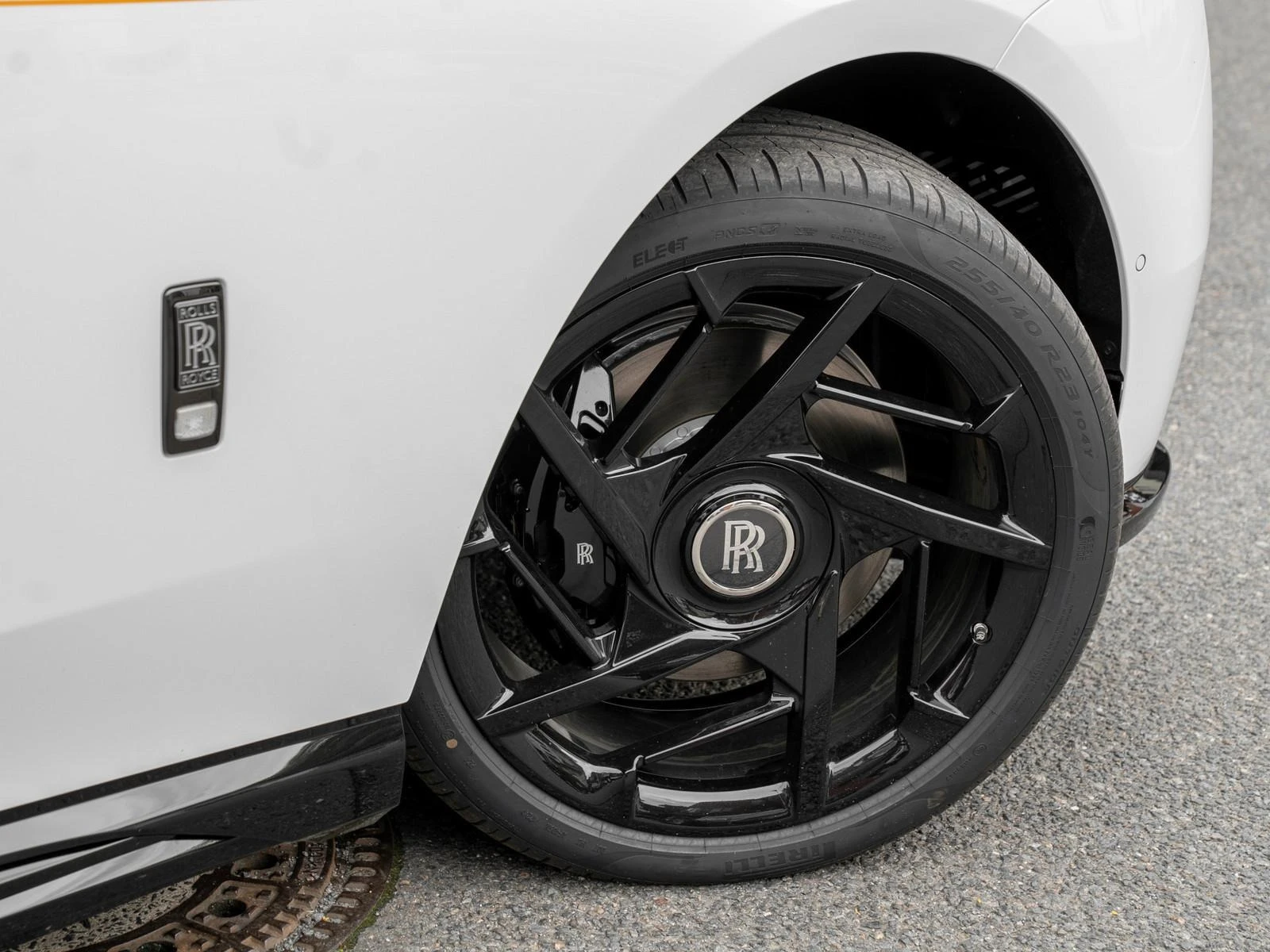 Rolls-Royce Spectre BLACK BADGE/BESPOKE/STARLIGHT/SHOOTING STAR/ - изображение 7