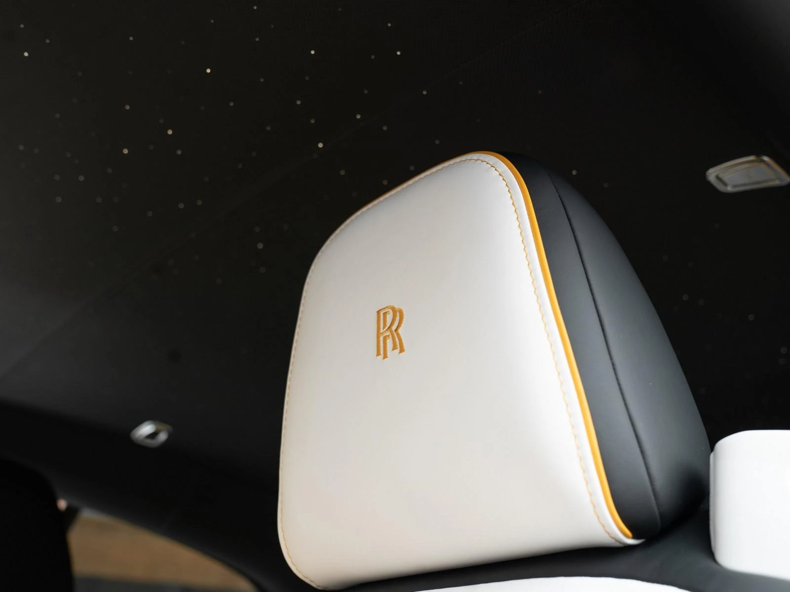 Rolls-Royce Spectre BLACK BADGE/BESPOKE/STARLIGHT/SHOOTING STAR/ | Mobile.bg � ����������� 12