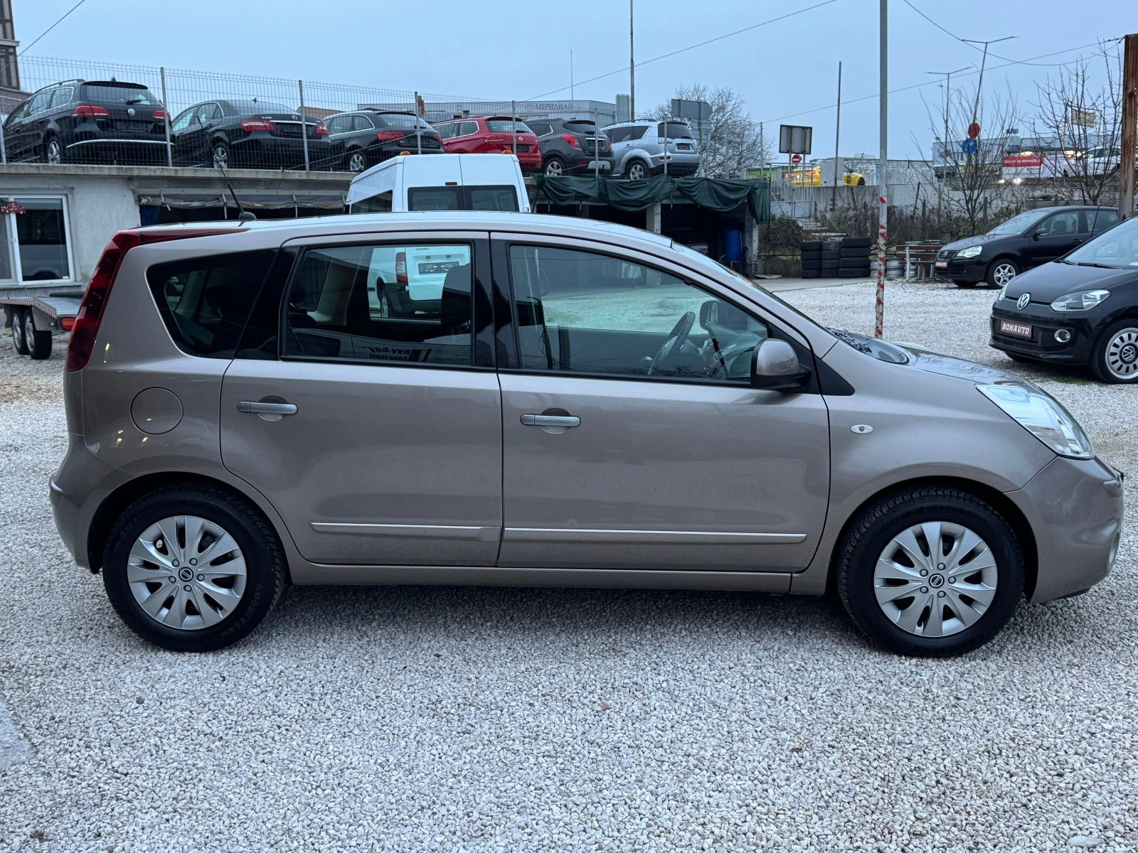 Nissan Note 109000км - изображение 3