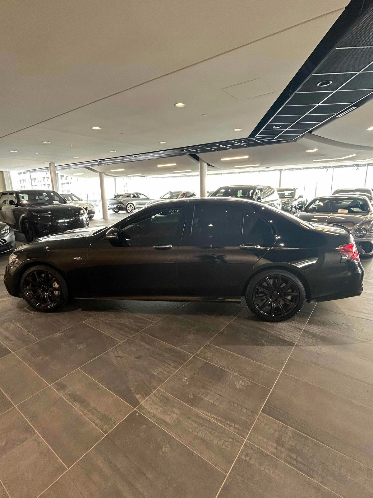 Mercedes-Benz E 53 AMG 4MATIC � ����������� & ���� ������  | Mobile.bg � ����������� 2