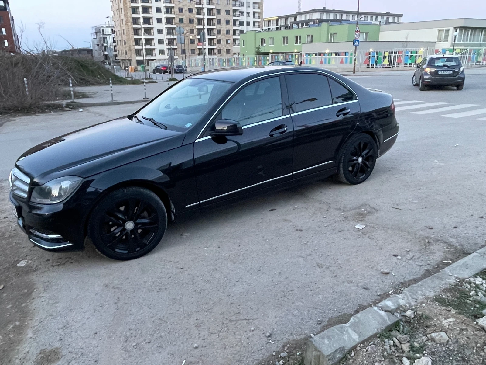 Mercedes-Benz 220 facelift реални километри137000, снимка 6 - Автомобили и джипове - 53749561