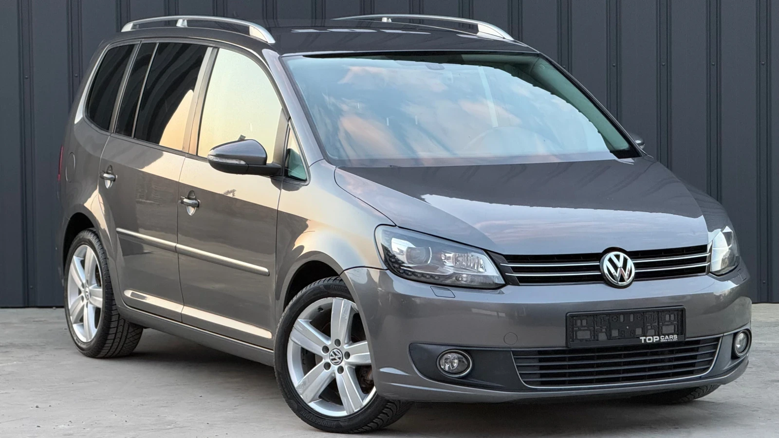 VW Touran HIGHLINE , снимка 3 - Автомобили и джипове - 53849876