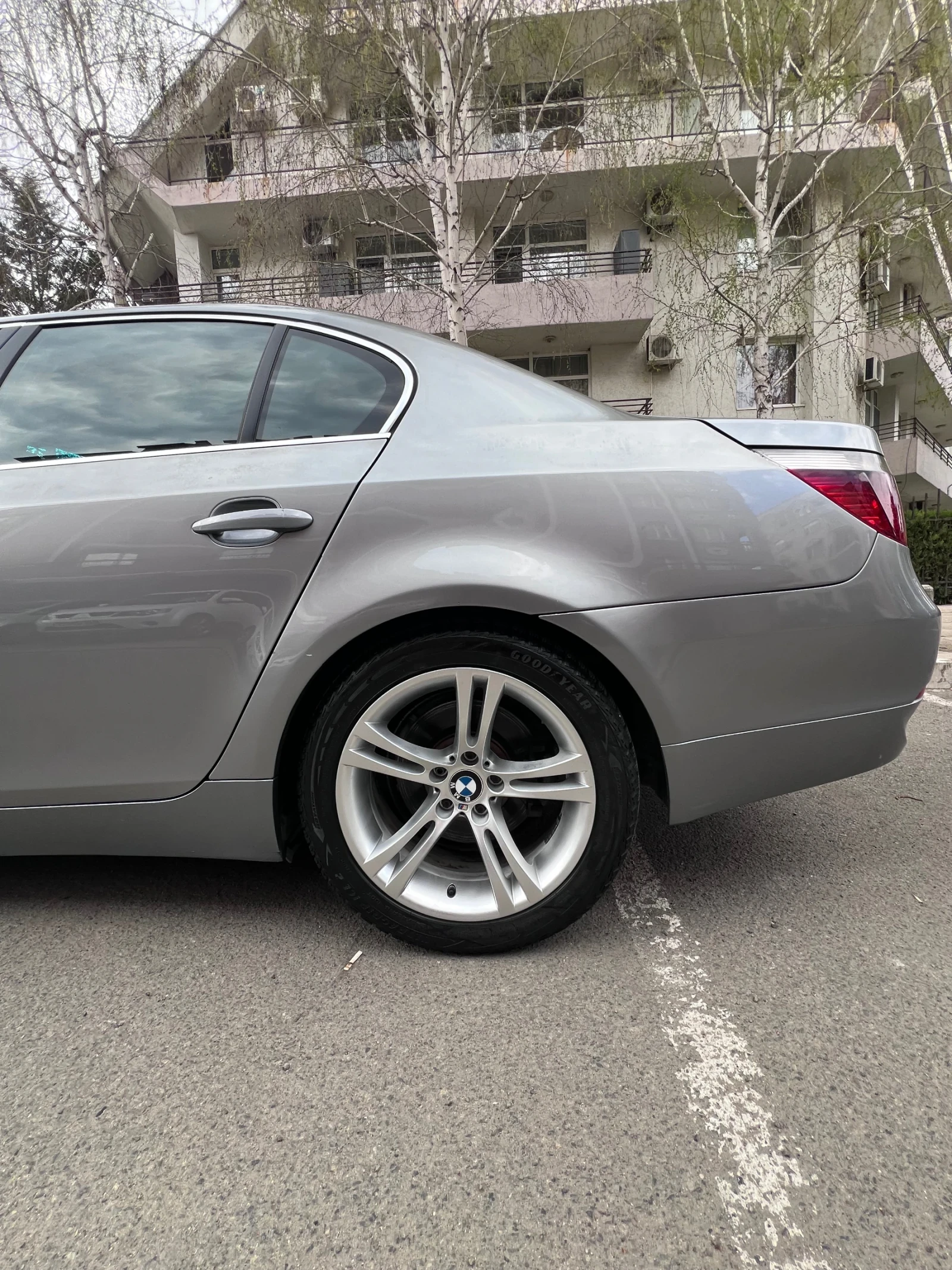 BMW 525, снимка 4 - Автомобили и джипове - 54245581