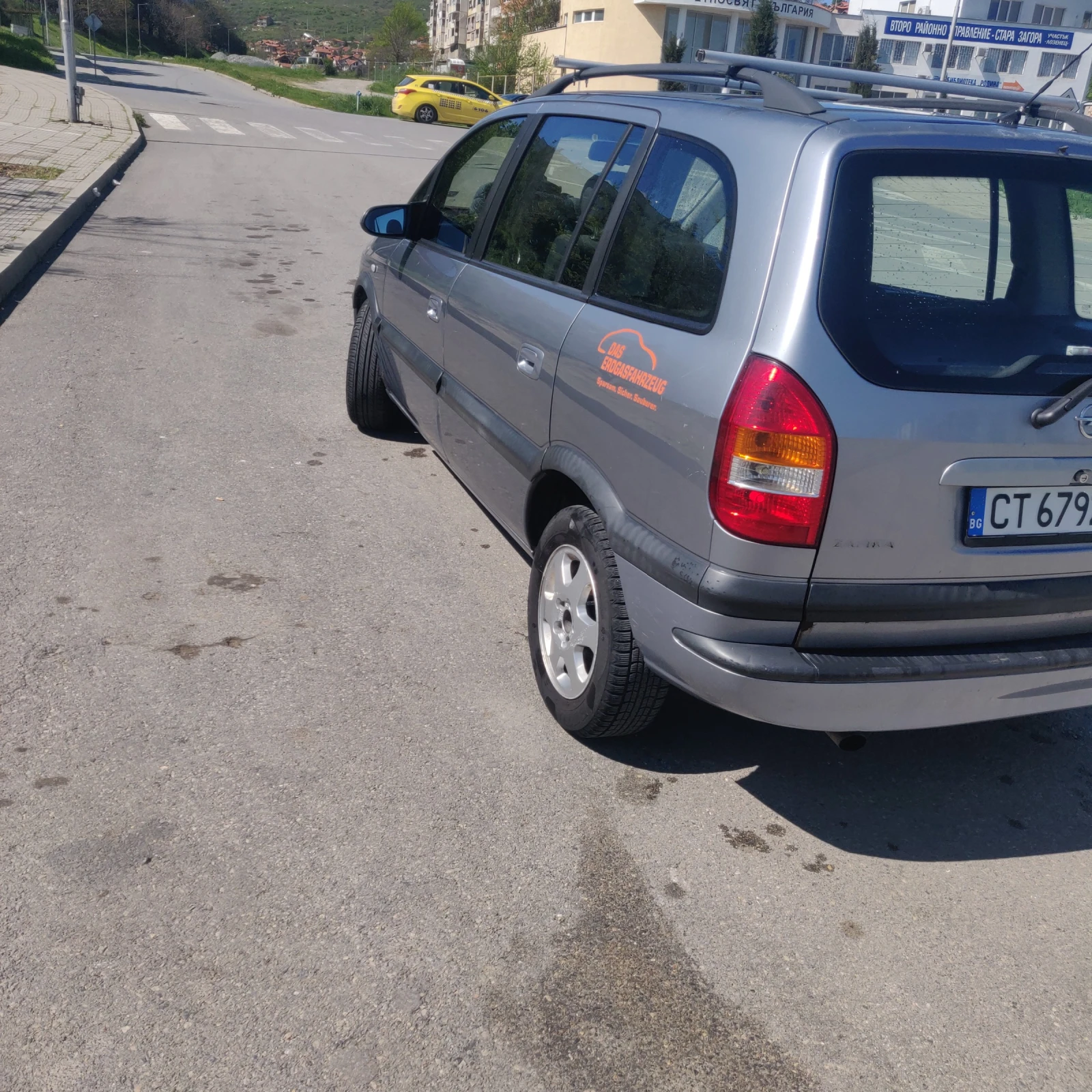 Opel Zafira, снимка 7 - Автомобили и джипове - 54312999