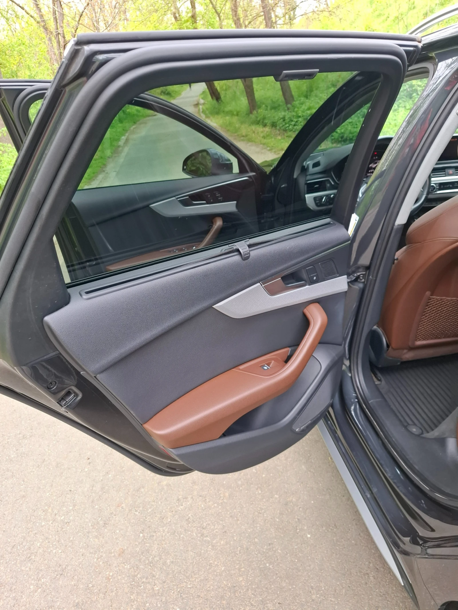 Audi A4 Allroad 2.0, снимка 5 - Автомобили и джипове - 54435925