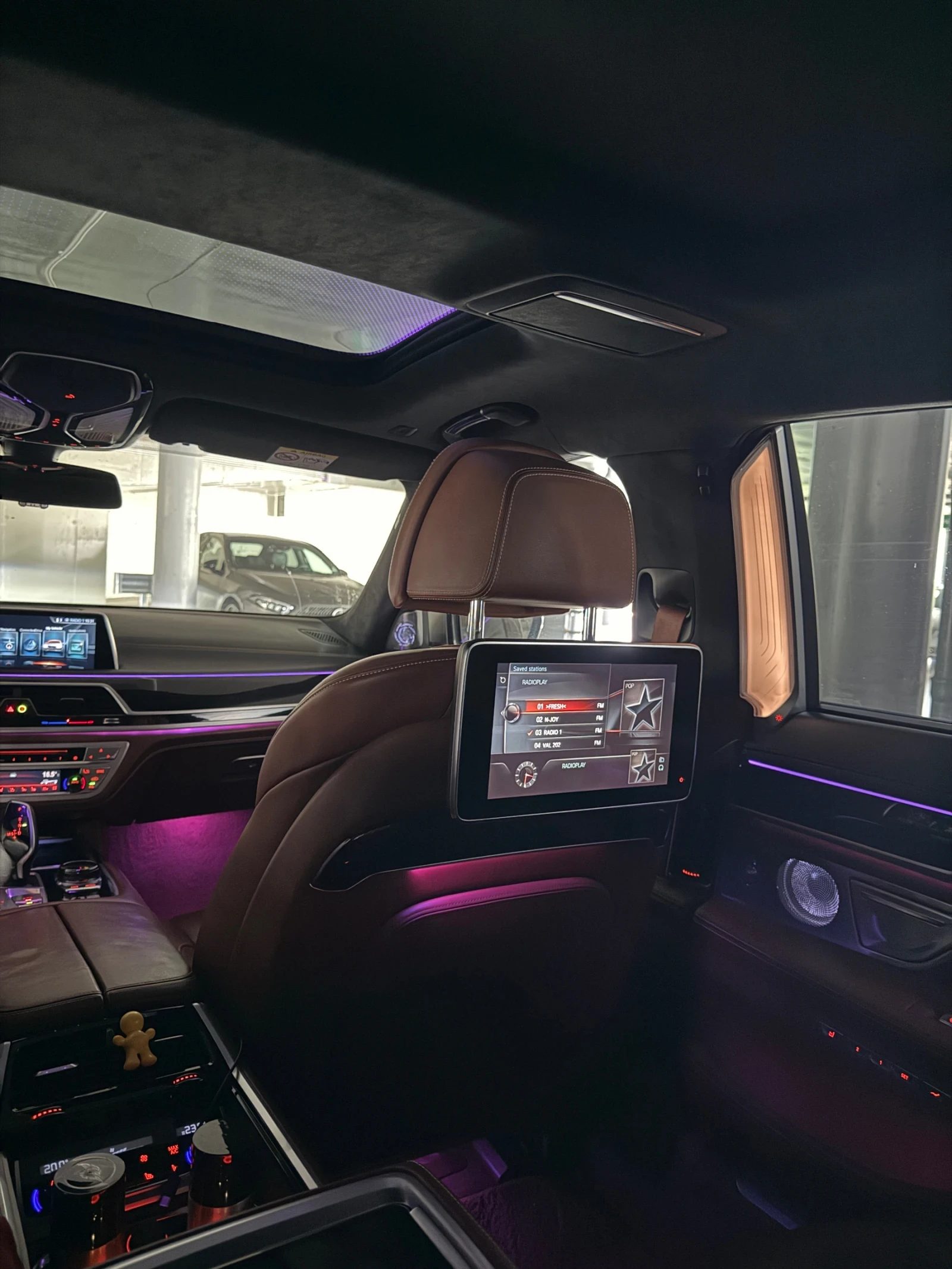 BMW 760 BMW 760 M760Li Drive/LASER/Night/Sky Loung/Bowers&, снимка 8 - Автомобили и джипове - 54454956