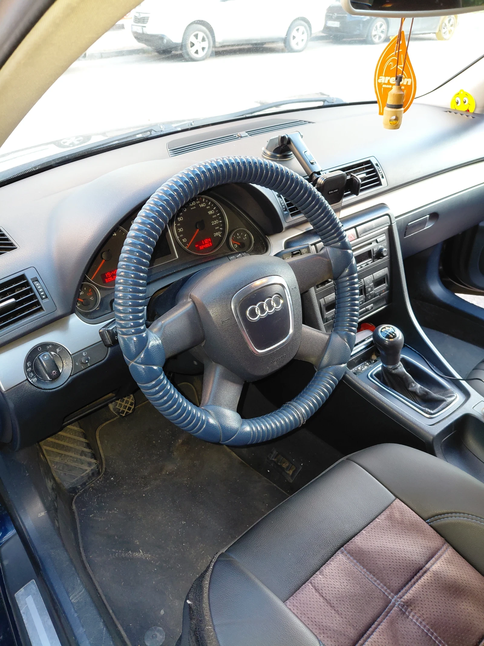 Audi A4 1.9 TDI 116, снимка 5 - Автомобили и джипове - 54453904
