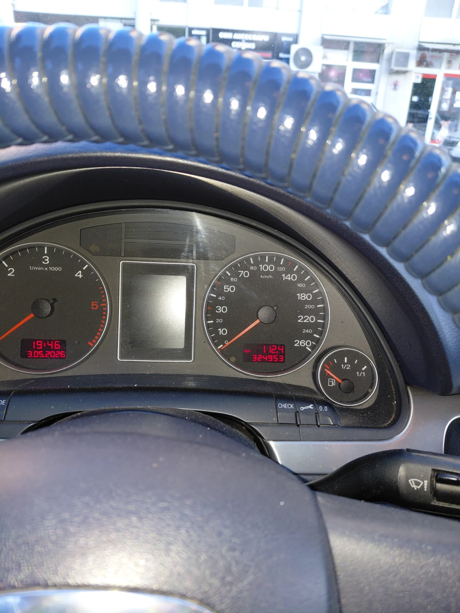 Audi A4 1.9 TDI 116, снимка 6 - Автомобили и джипове - 54453904