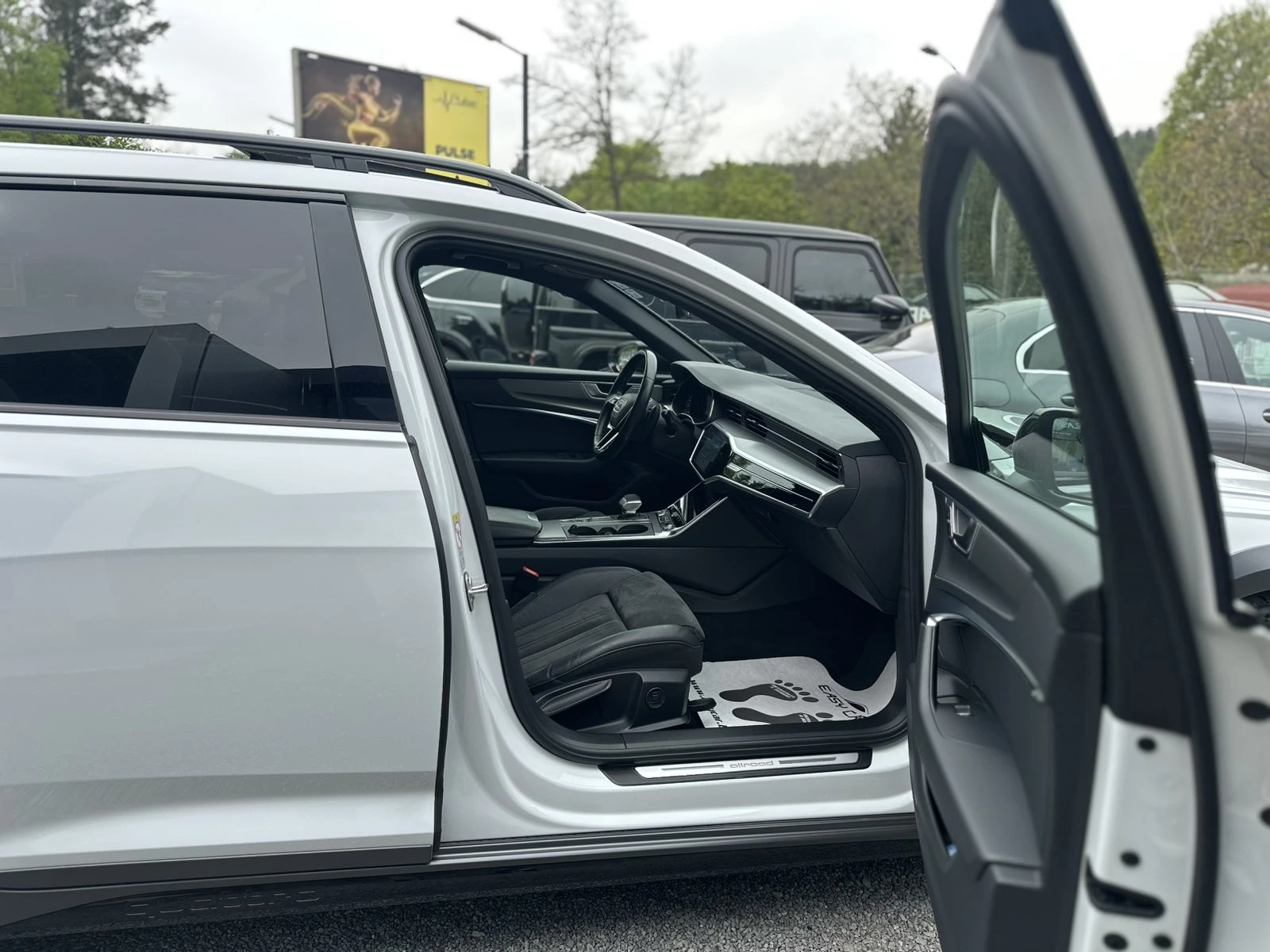 Audi A6 Allroad PANO, снимка 14 - Автомобили и джипове - 54474374