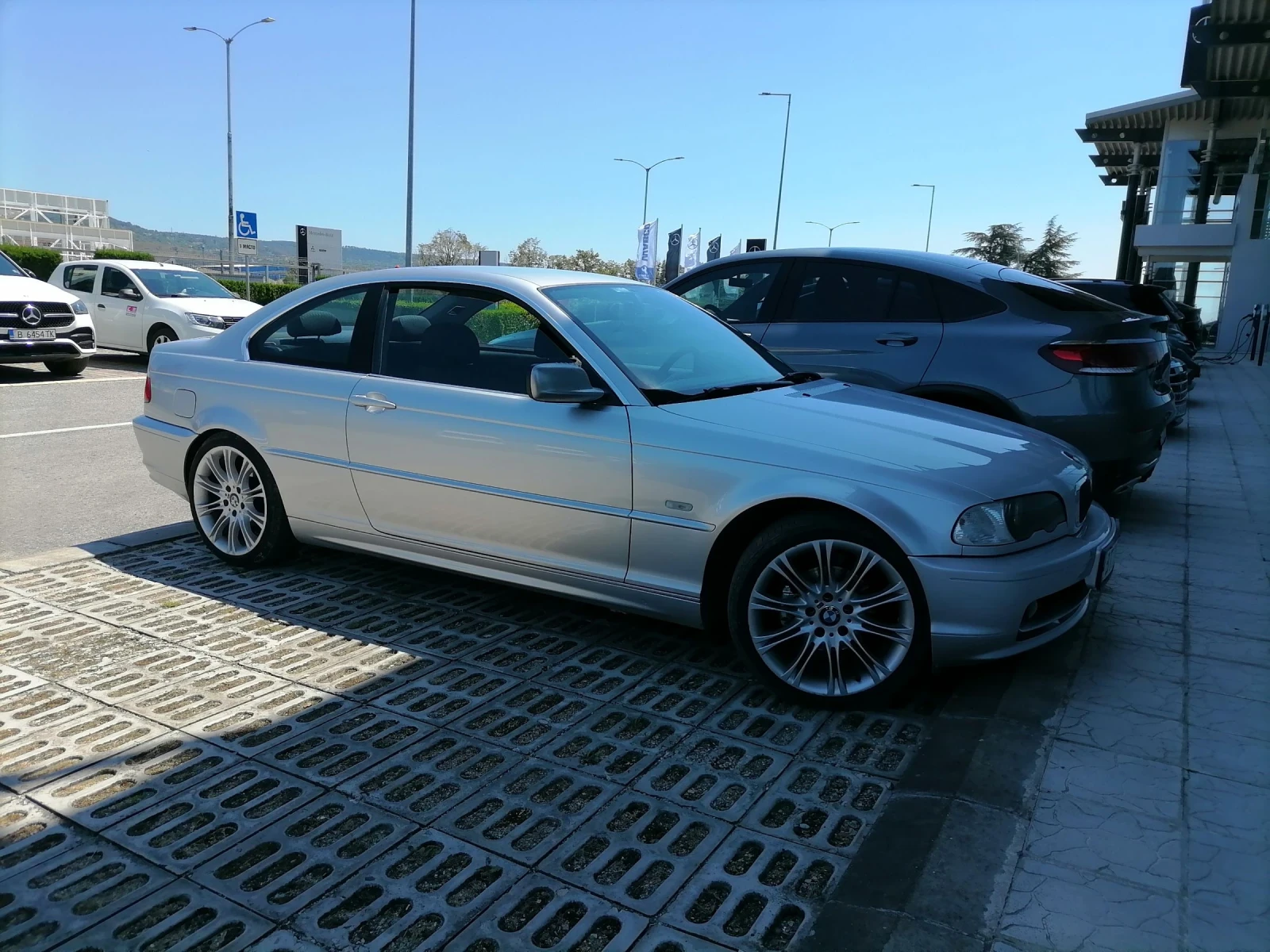 BMW 323 Ci, снимка 3 - Автомобили и джипове - 54504311