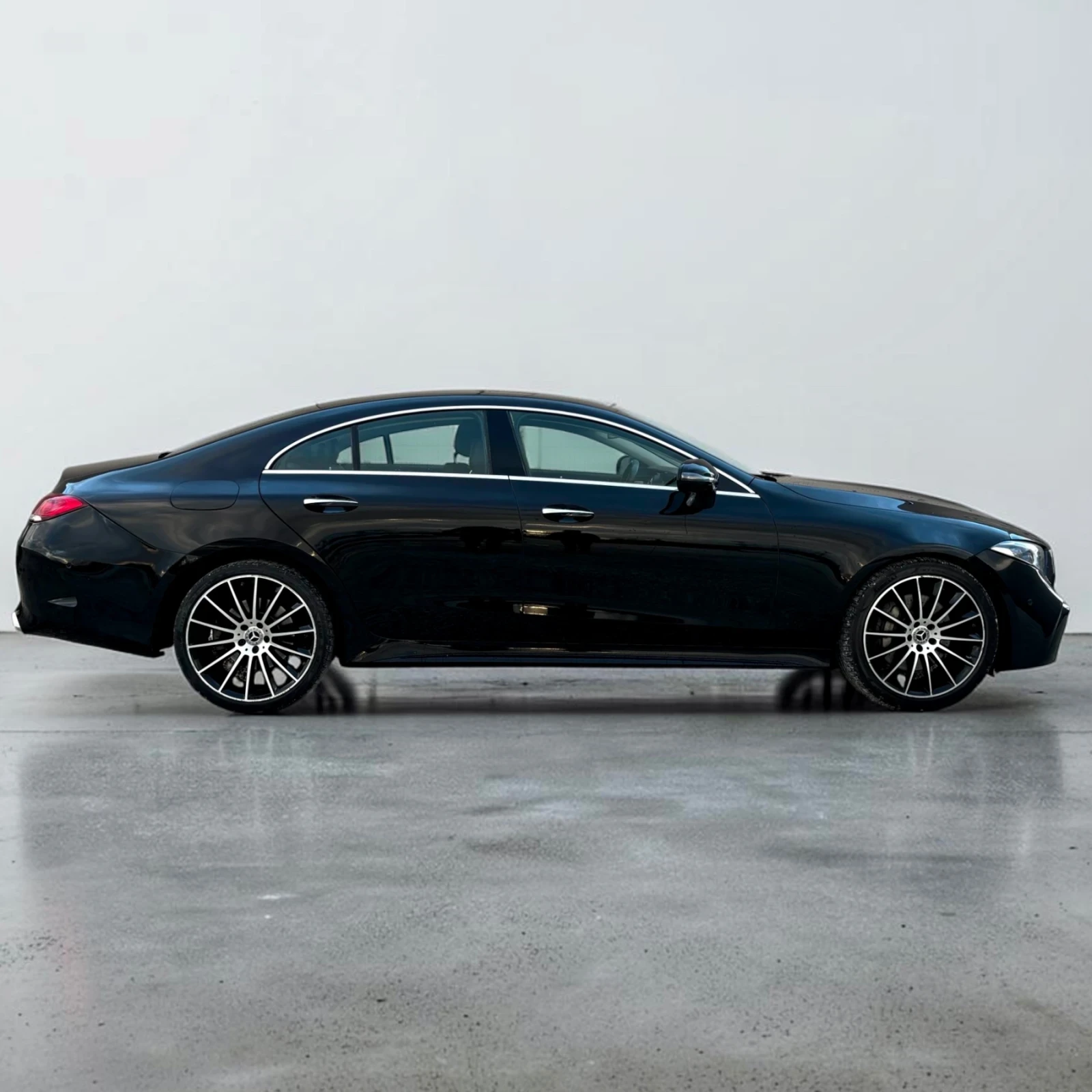 Mercedes-Benz CLS 400 4MATIC | AMG | FULL, снимка 4 - Автомобили и джипове - 54590666