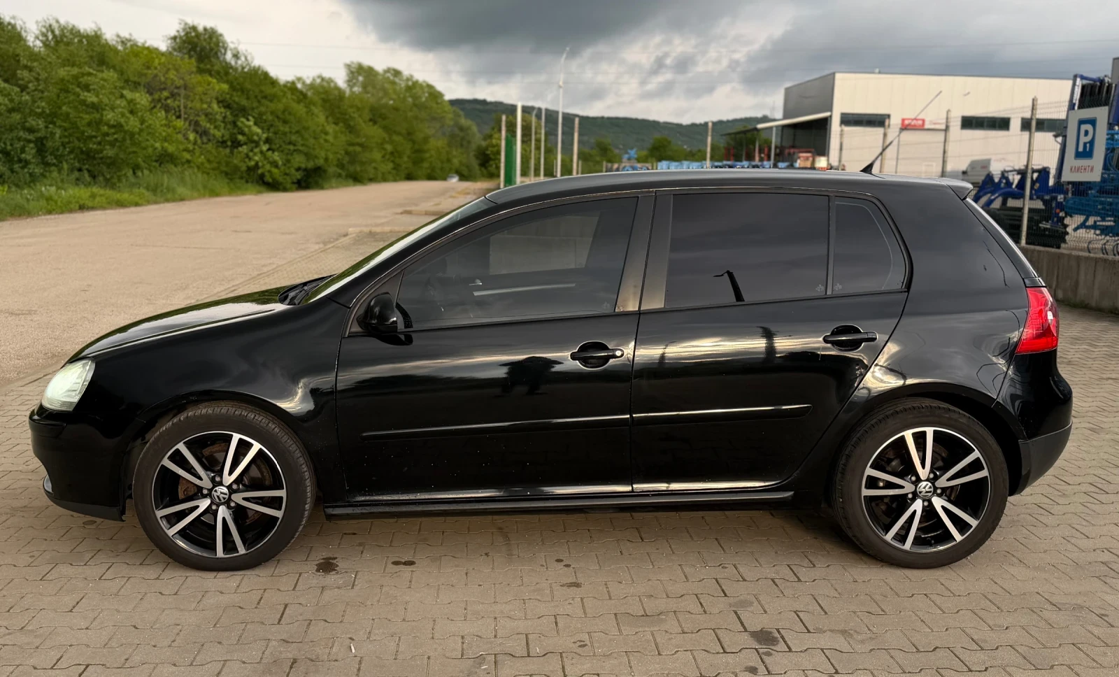 VW Golf V 1.9TDI 90, снимка 5 - Автомобили и джипове - 54633762