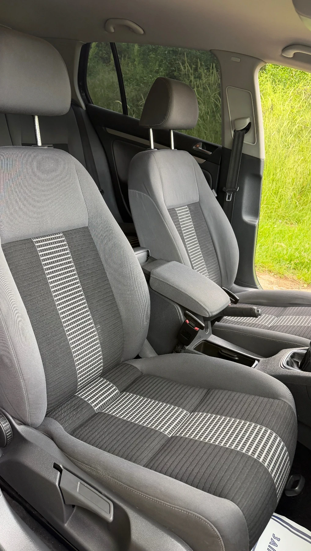 VW Golf V 1.9TDI 90, снимка 11 - Автомобили и джипове - 54633762